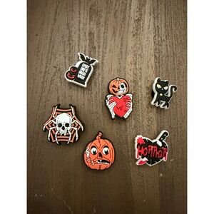 Crocs Halloween Shoe Widget Charms Set Spooky Skeleton Pumpkin Black Cat Horror